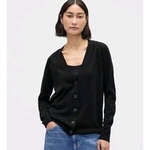 Gap Merino Wool Blend Boyfriend Cardigan Button Up V Neck Black Pockets Sz L
